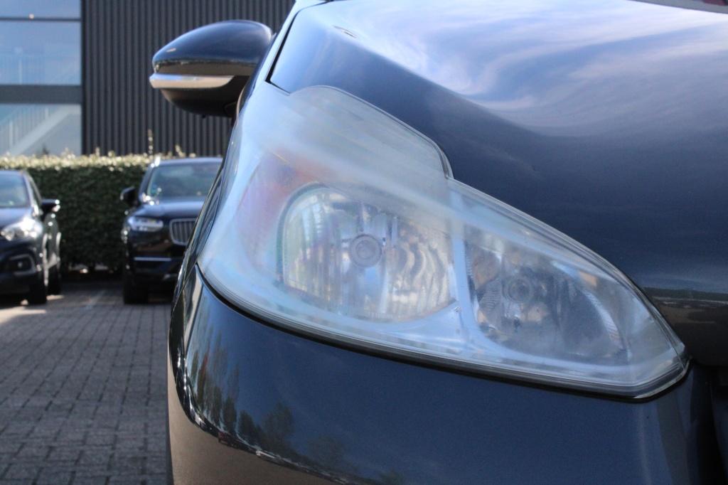 Peugeot 208 1.2 vti access
