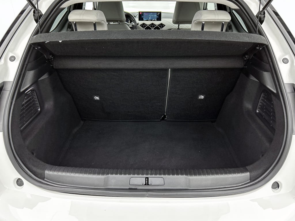 Ds Ds 3 crossback 130pk automaat rivoli | matrix led | navigatie | stoelver