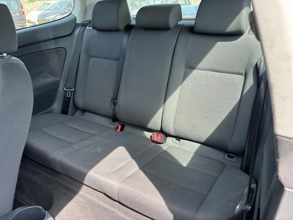 Volkswagen Golf 1.6 fsi trendline