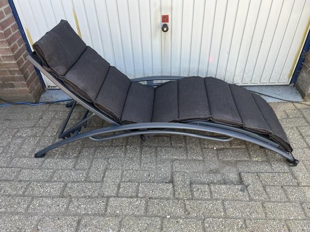 Ligstoel van aluminium
