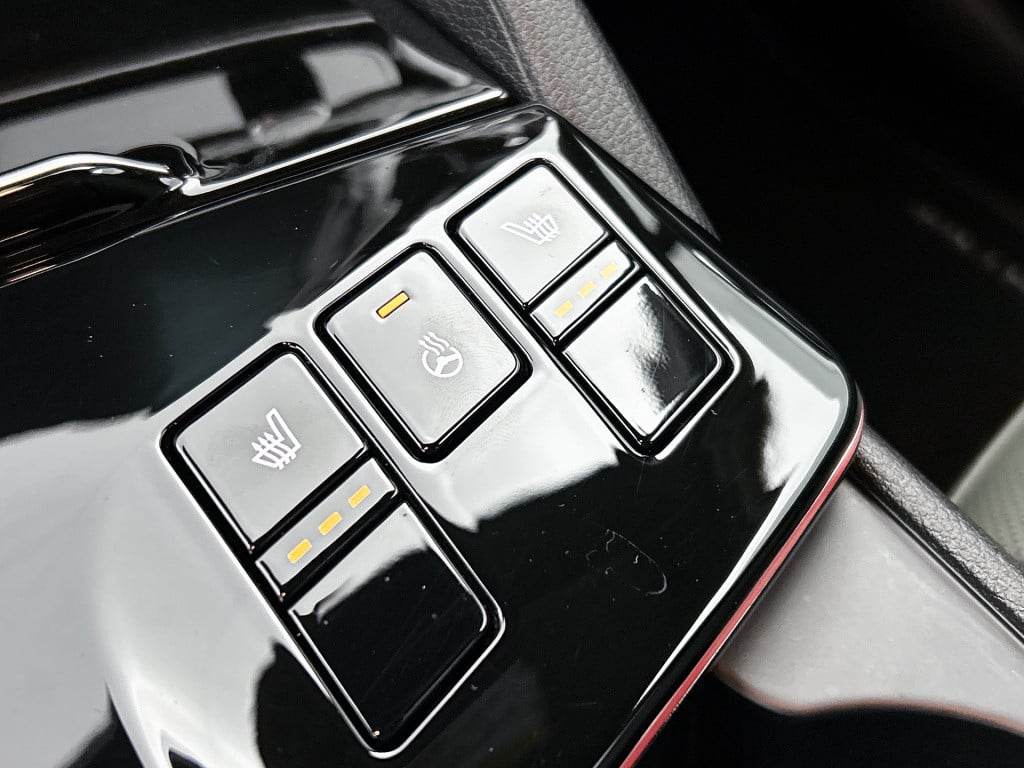 Kia Sportage 1.6 t-gdi plug-in hybrid awd dark edition