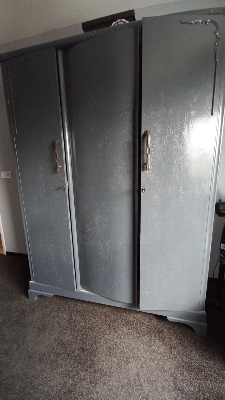 Slaapkamermeubilair bed-kast-nachtkastjes