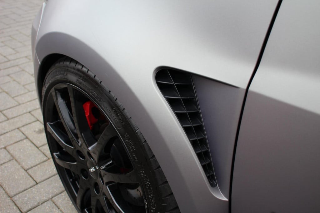 Renault Clio 2.0 rs - ange et demon 99/99 - akrapovic - recaro - shortshift