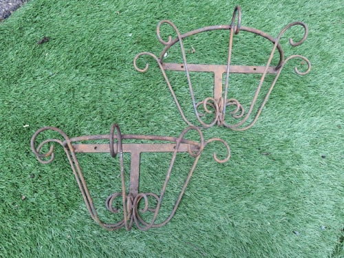 Set metalen plantenhouders