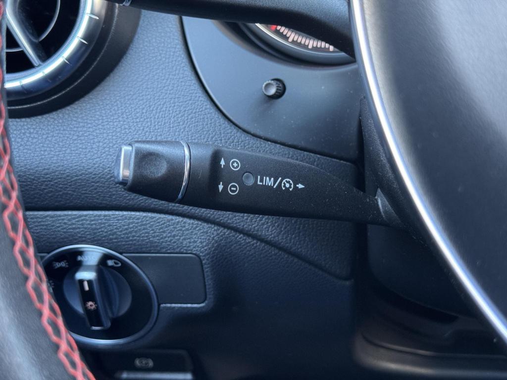 Mercedes-Benz Cla shooting brake 180 amg-line automaat, nl-auto!