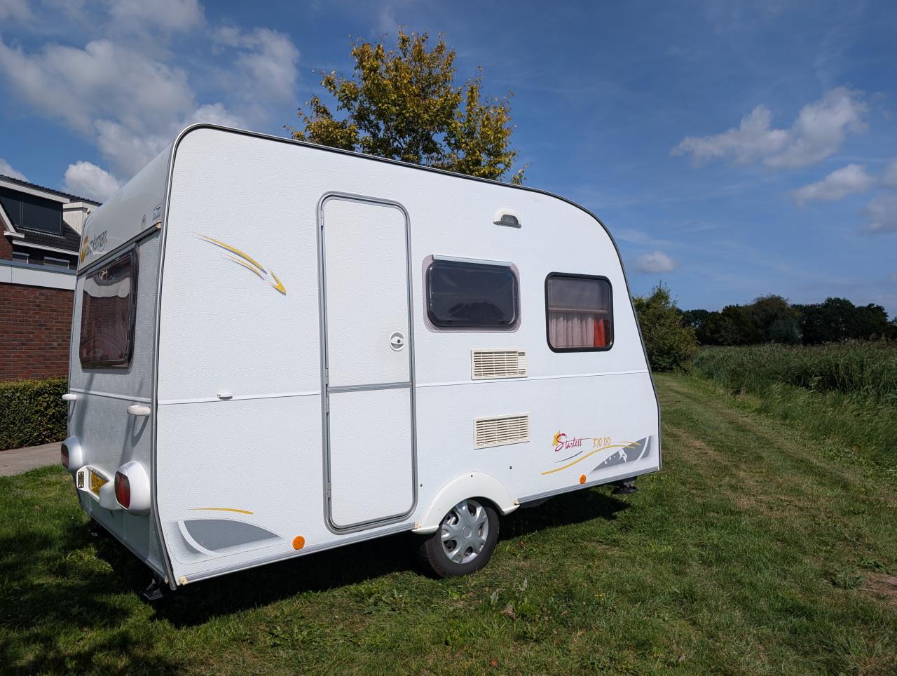 Sterckemann Starlett 370 DD / lichtgewicht / stapelbed / 4-p