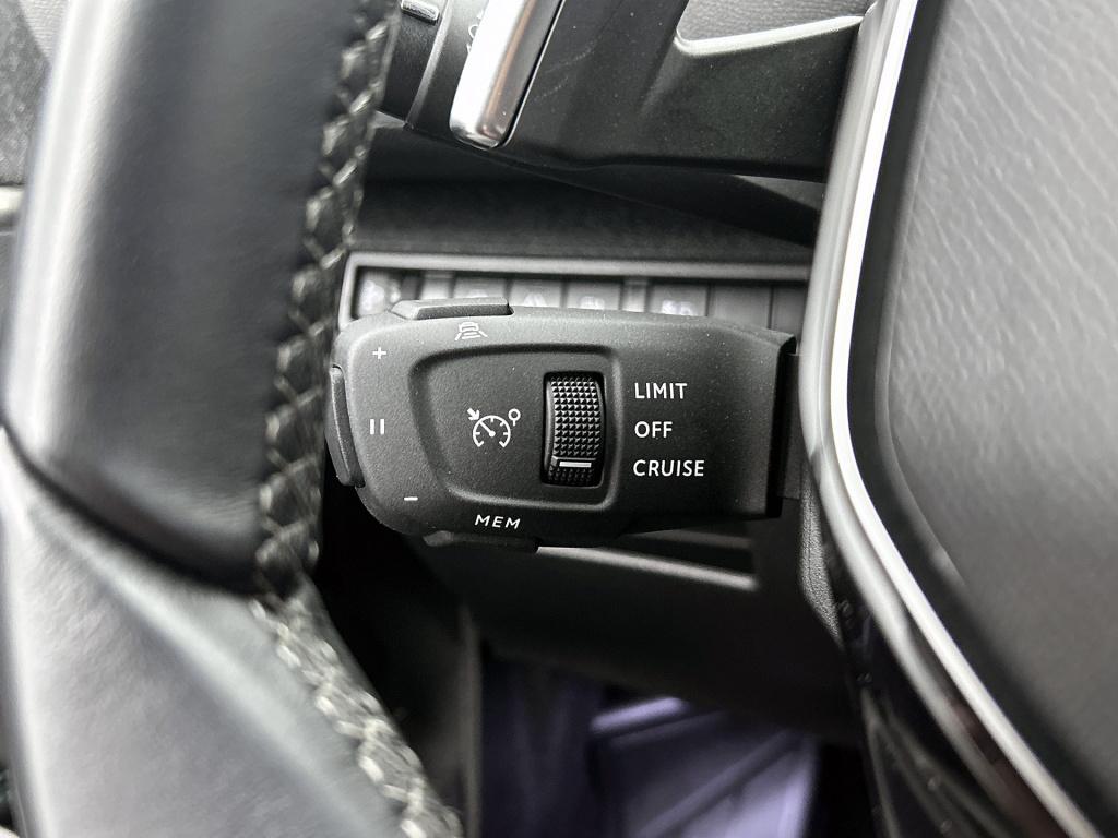 Peugeot 3008 plug-in hybrid4 300pk gt pack | rijklaar | adaptive cruise | e