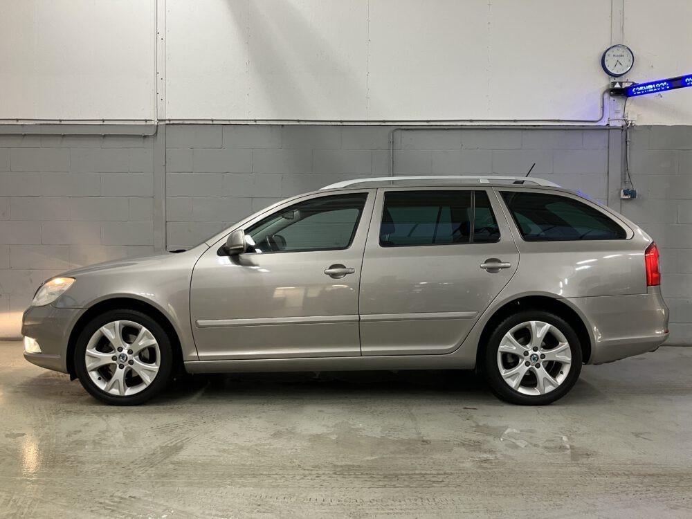Skoda Octavia Combi 1.2 TSI Elegance Business Line Automaat
