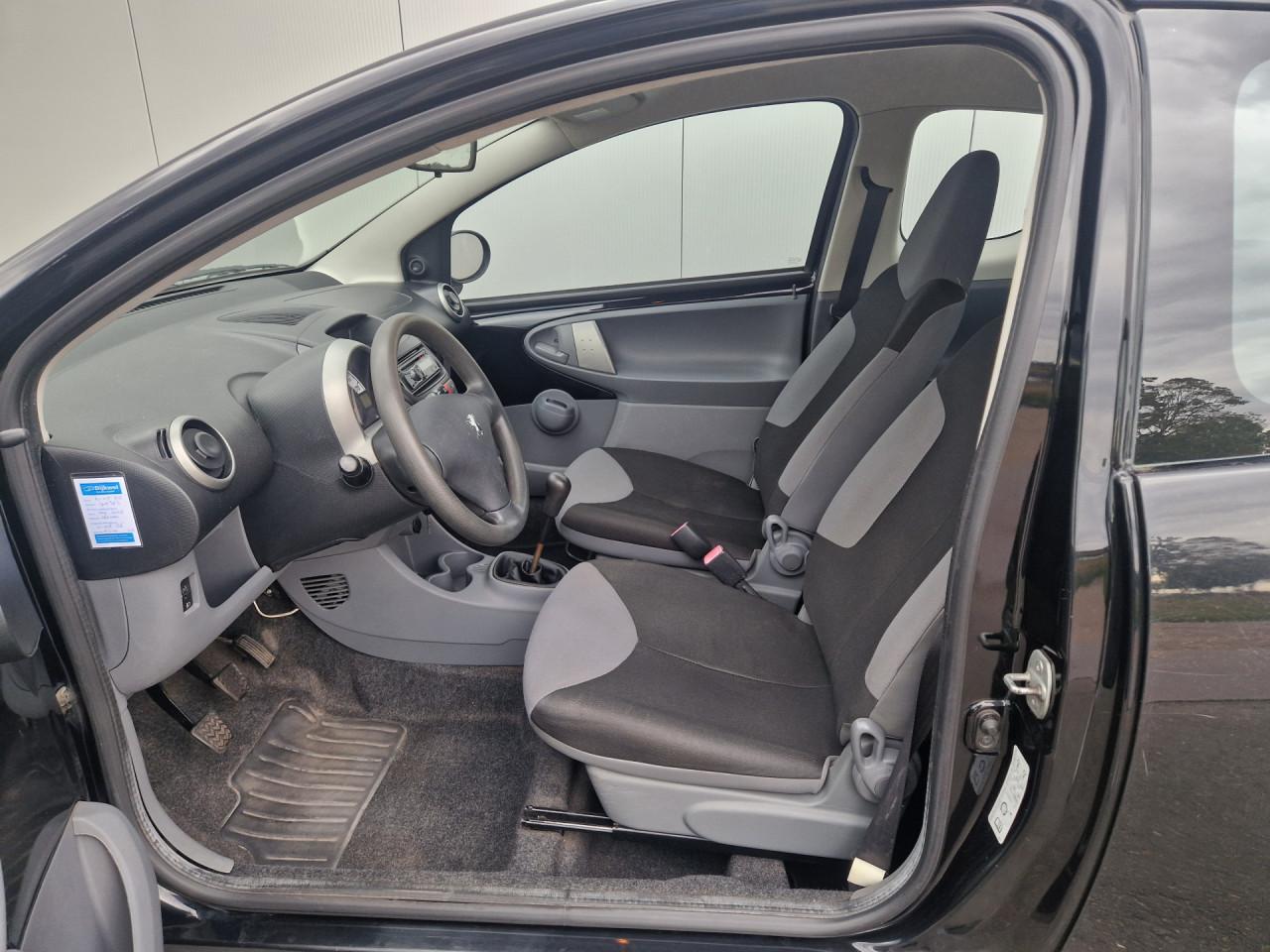 Peugeot 107 1.0-12V Urban Move