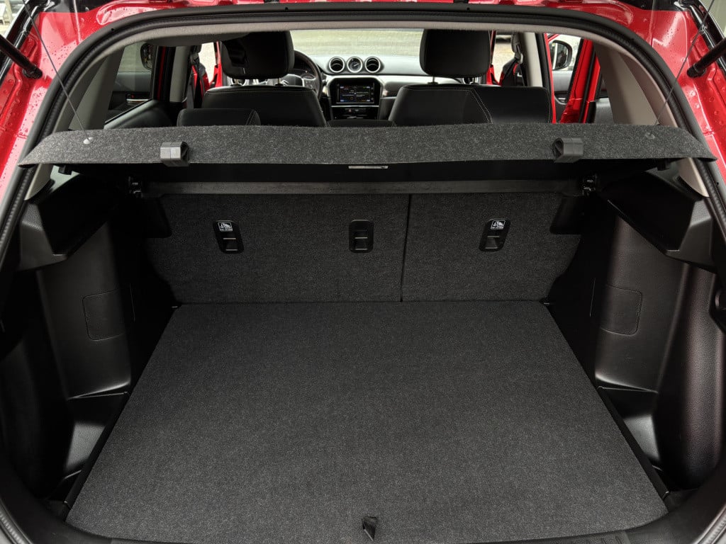 Suzuki Vitara 1.4 boosterjet style smart hybrid