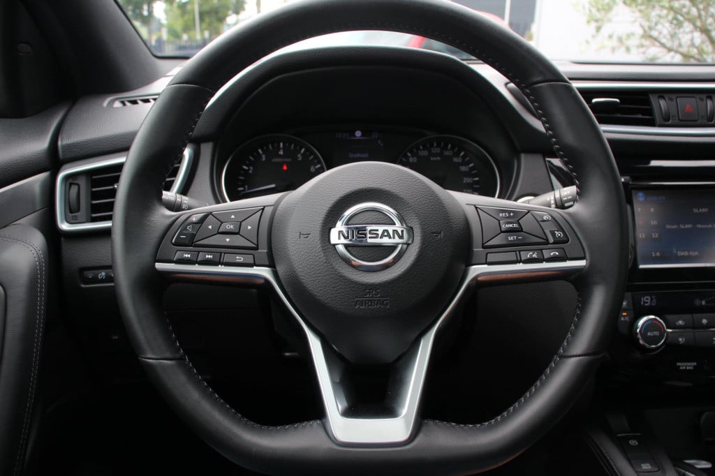 Nissan Qashqai 1.6 tekna + - pano - leder - bose - trekhaak - dab - led - s