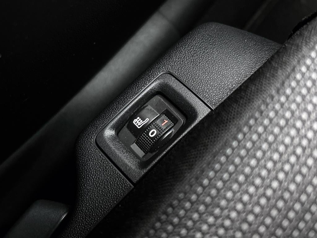 Citroen C3 83 pk shine | rijklaar | stoelverwarming | lm velgen | apple car