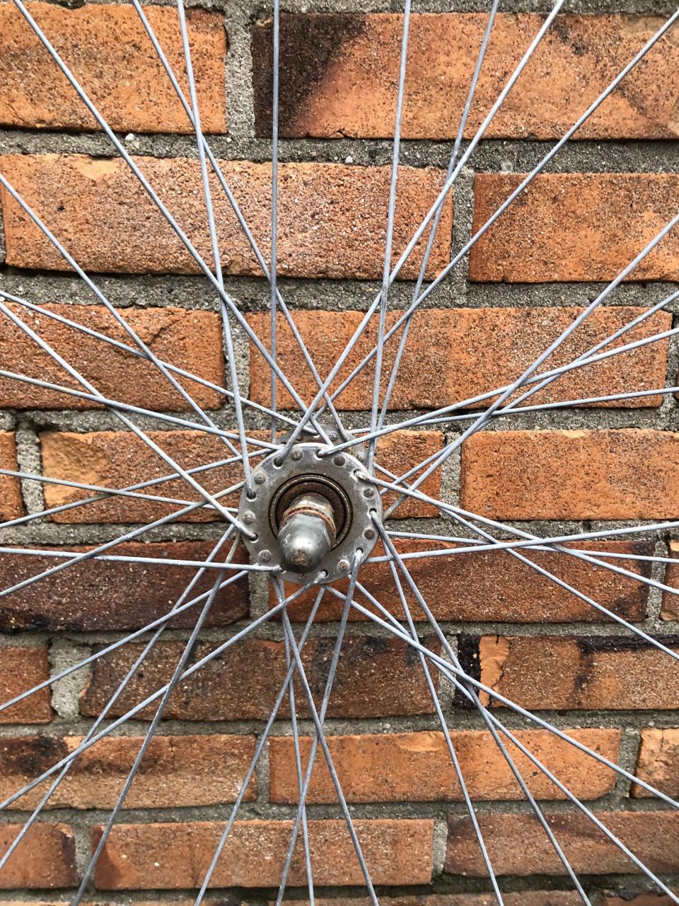 Omafiets voorwiel 28x1.1/2