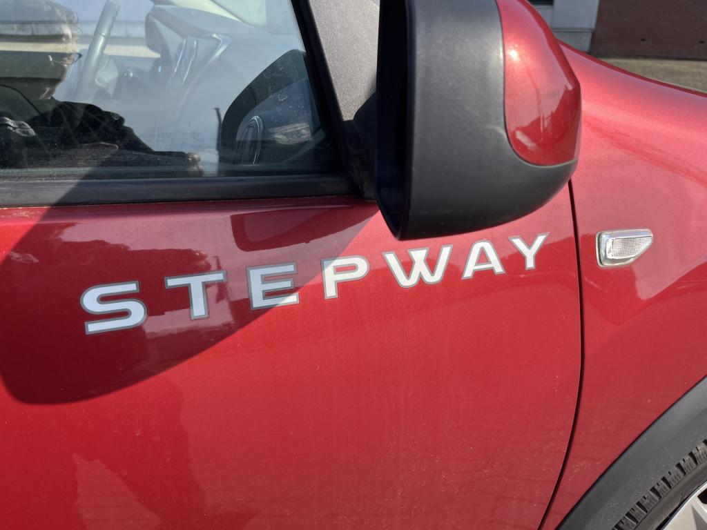 Dacia Sandero Stepway 0.9 tce lauréate 63 dkm
