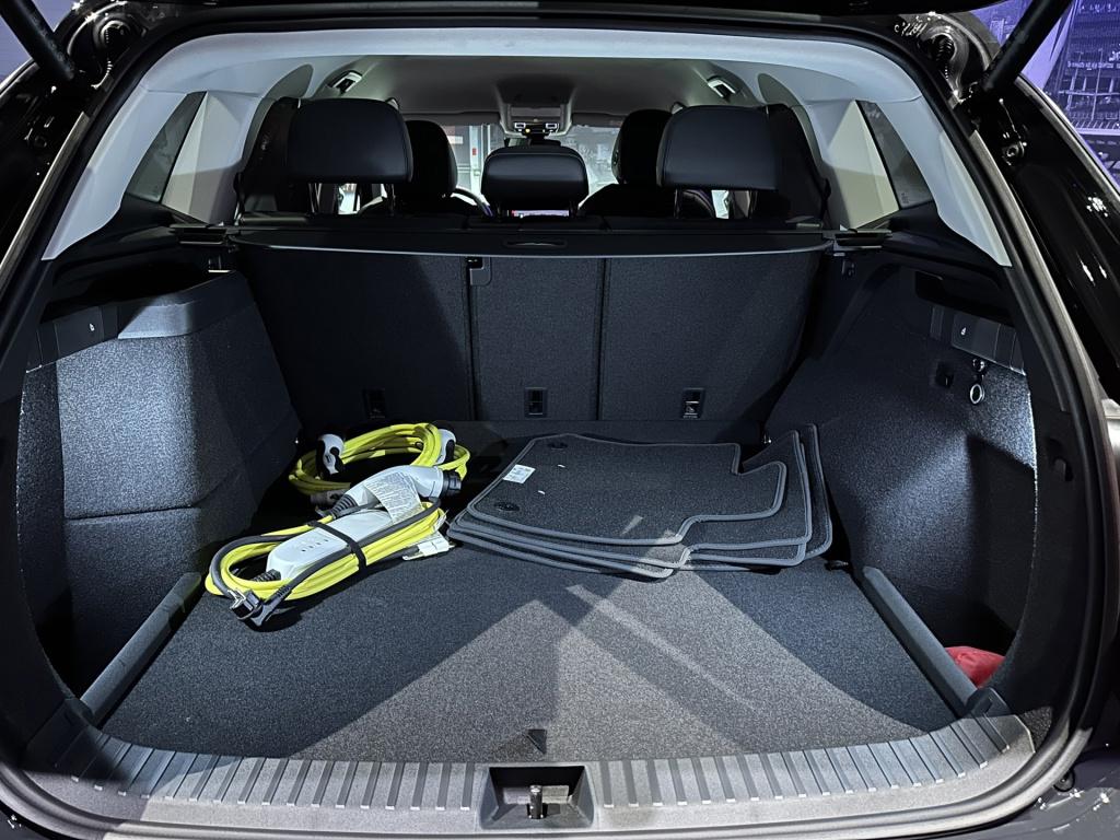 Volkswagen Tayron 1.5 ehybrid life edition *acc*camera*led*appconnect*