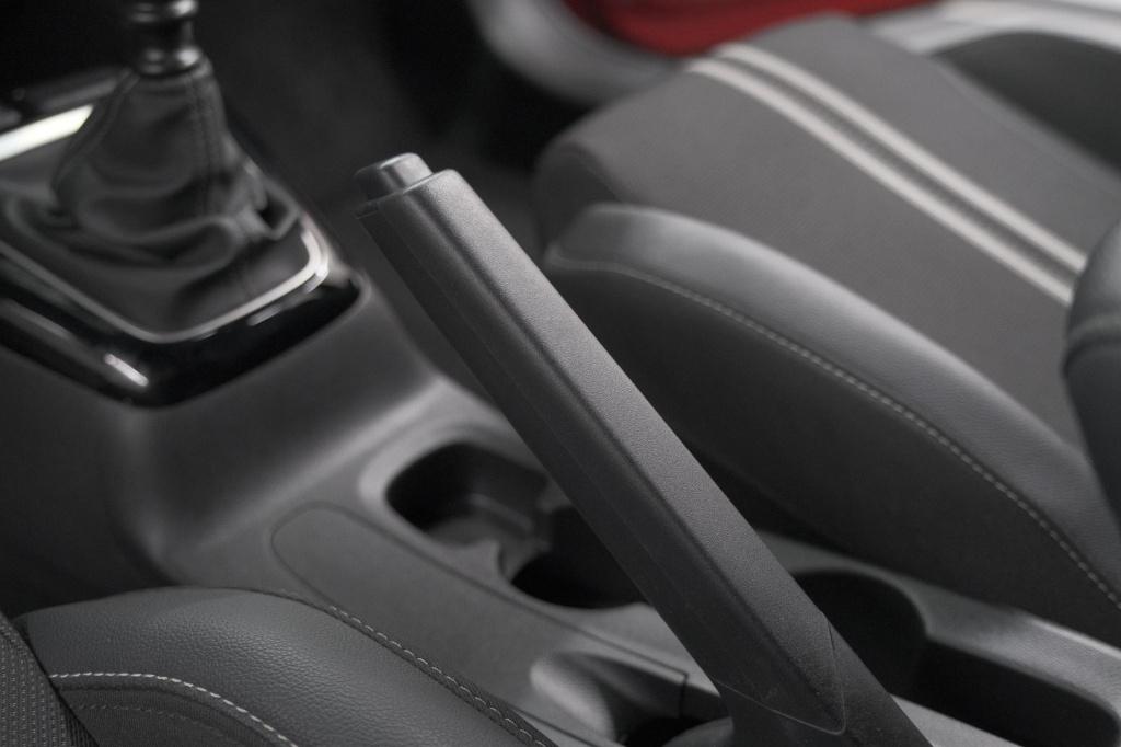 Opel Corsa turbo 100 gs | camera | dodehoekdetectie | apple carplay