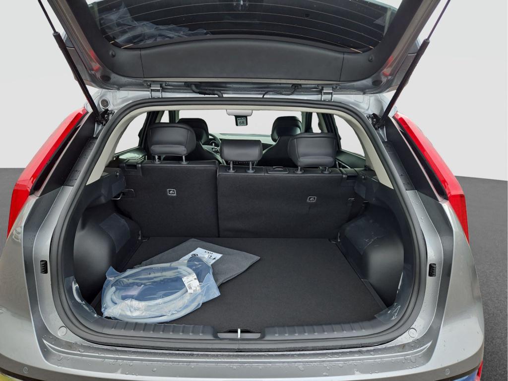 Kia Niro Ev air 64.8 kwh | company car | 10 jaar garantie | parkeercamera |