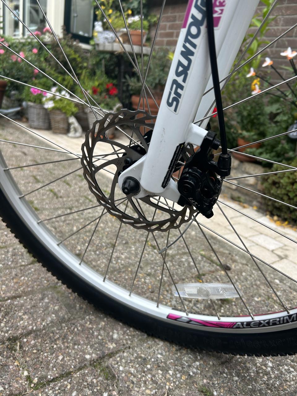 Mountainbike  Schwinn (dames) 26 inch, 21 speed, schijfremmen: zeer mooi.