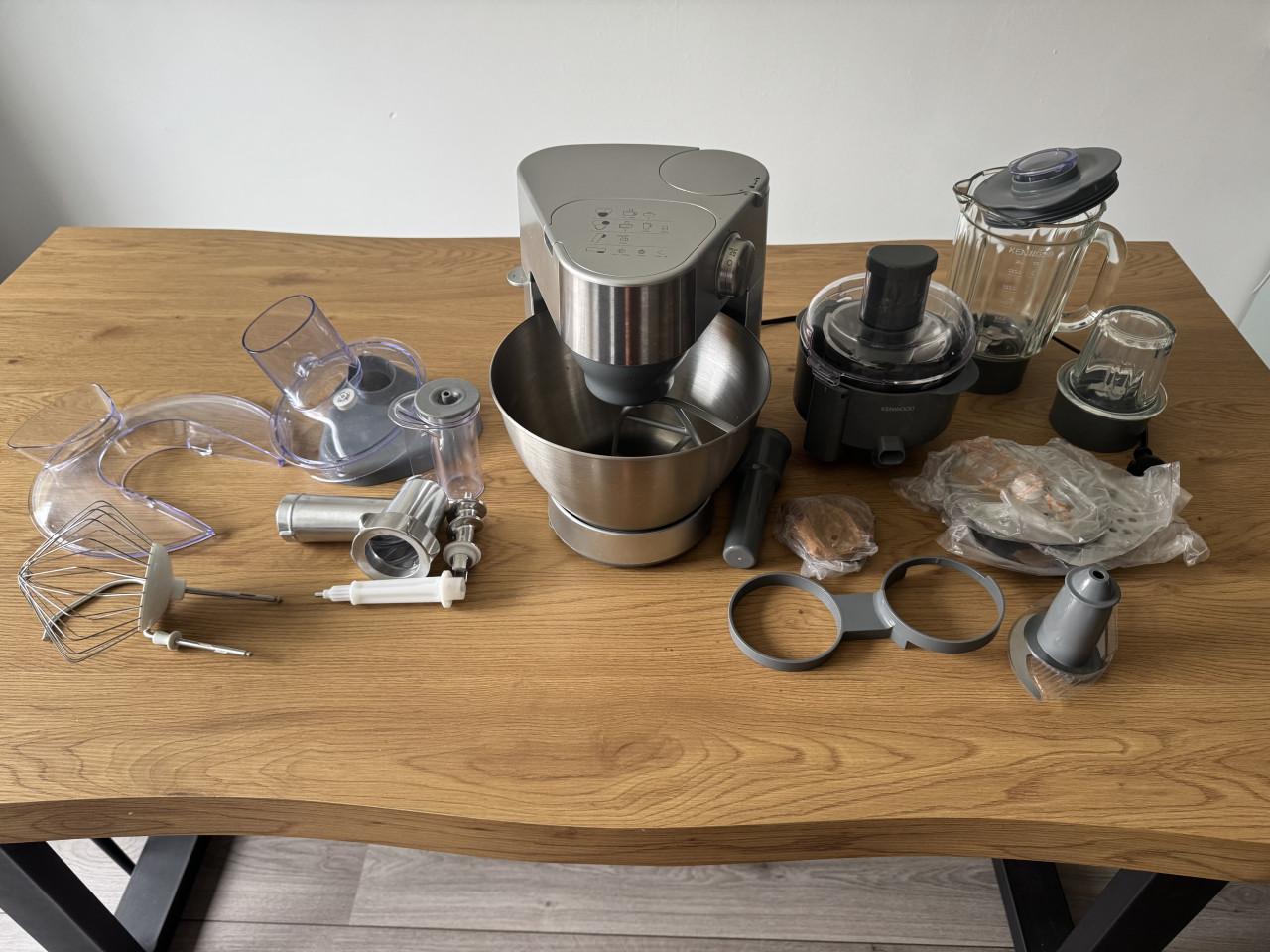 Complete Kenwood KM28 Keukenmachine / Foodprocessor – Met álle accessoires!