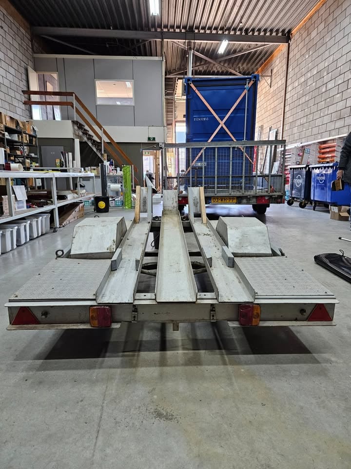 Motoraanhanger/ motortrailer voor 2 motoren bouwjaar 2015