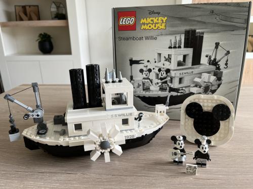 LEGO 21317 Steamboot Willy