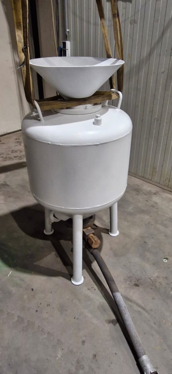 Te koop: 200 liter straalketel