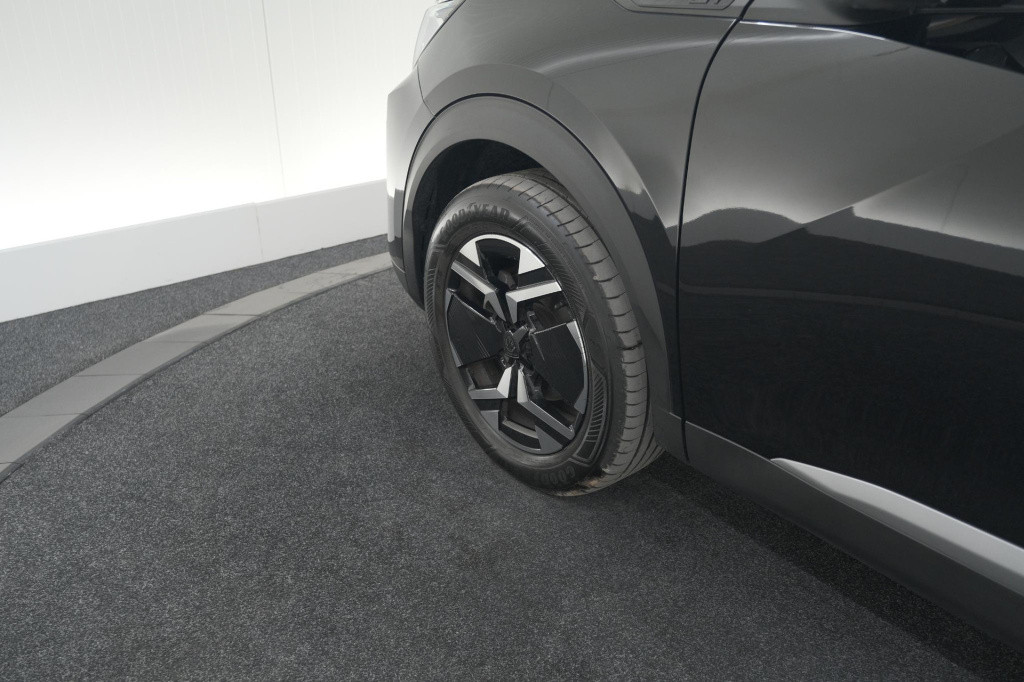 Peugeot 2008 puretech 130 eat8 gt | camera | apple carplay | parkeersensore