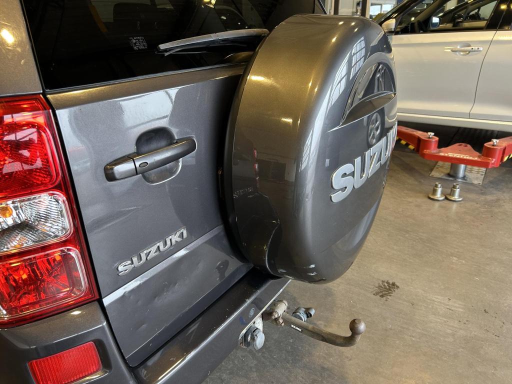 Suzuki Grand Vitara 2.4 high executive