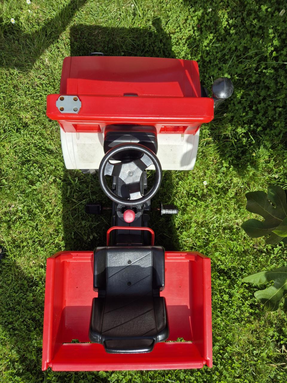 Grote Rolly Toys trapauto