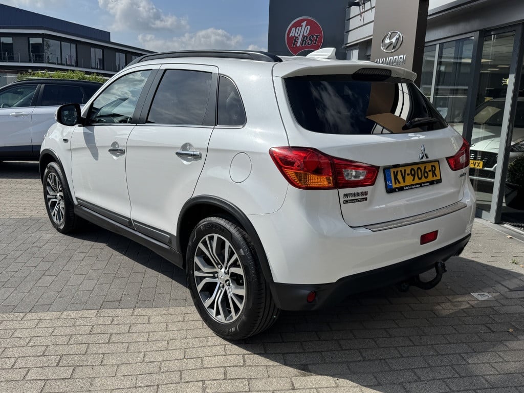 Mitsubishi Asx 1.6 cleartec intense | navigatie | trekhaak | airco | achter