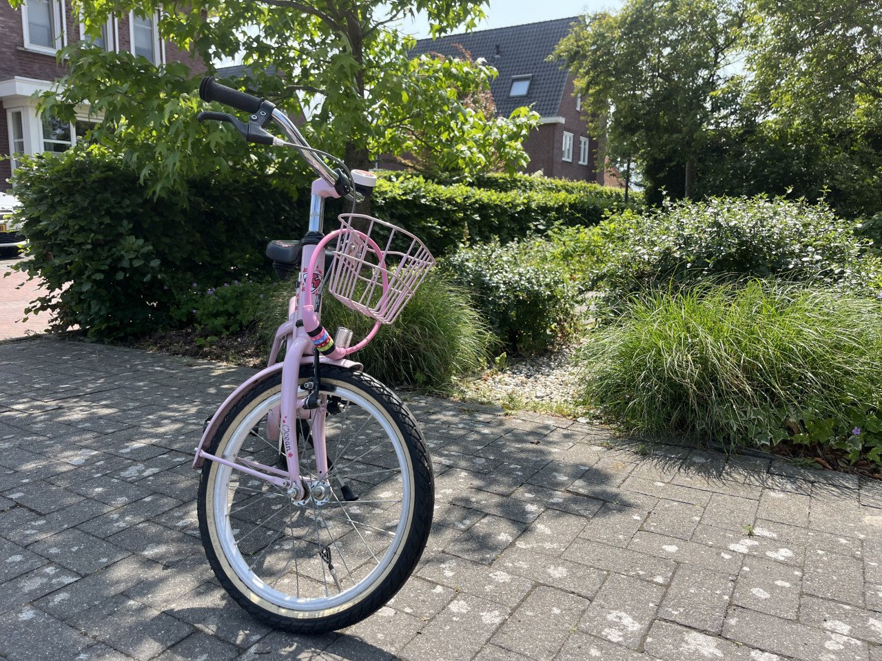 Roze kinderfiets