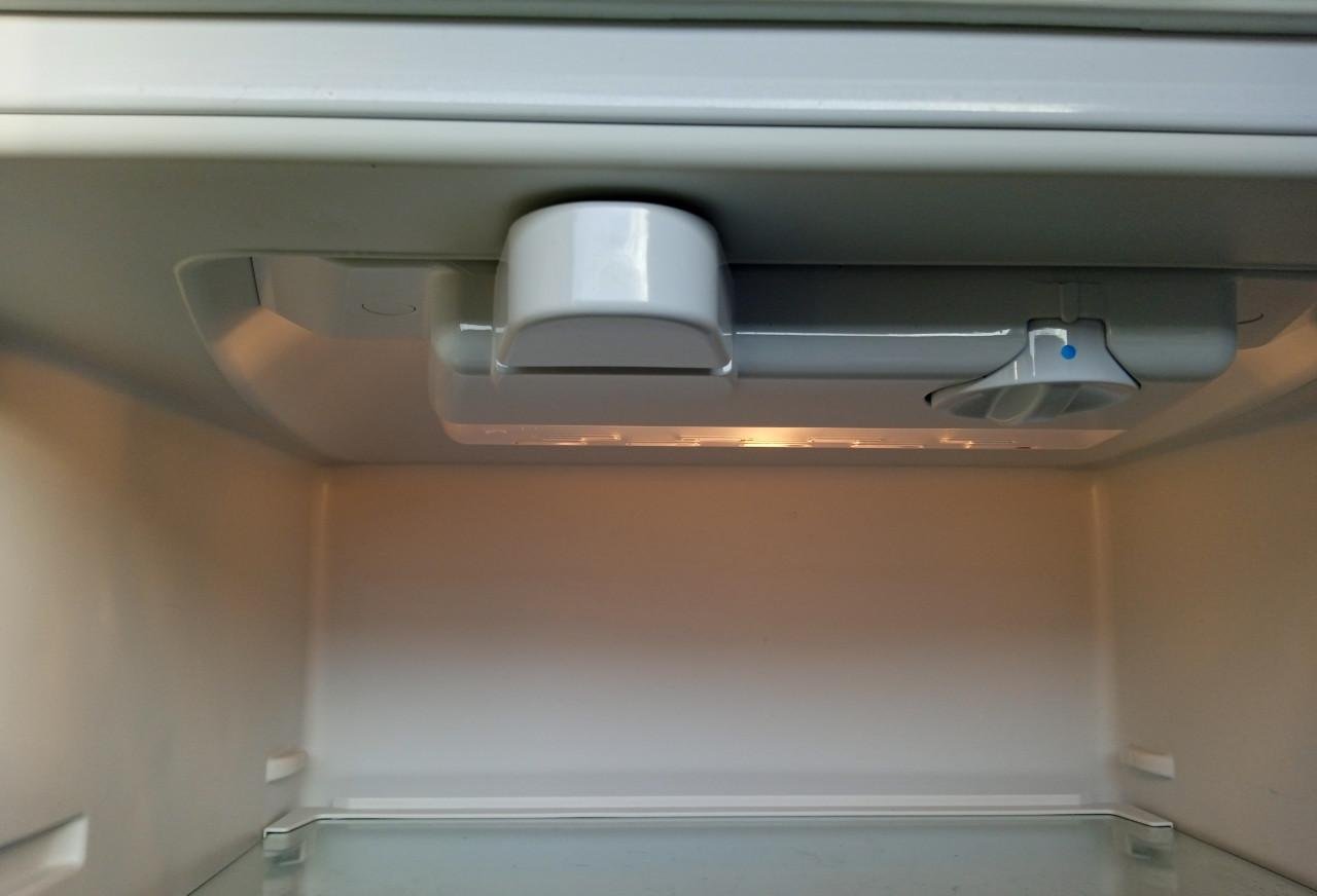 Mooie grote Indesit koelvries-combinatie