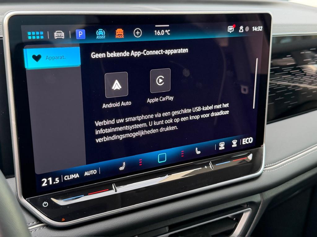 Volkswagen Tiguan 1.5 ehybrid elegance 204pk | trekhaak | 360 camera | dode