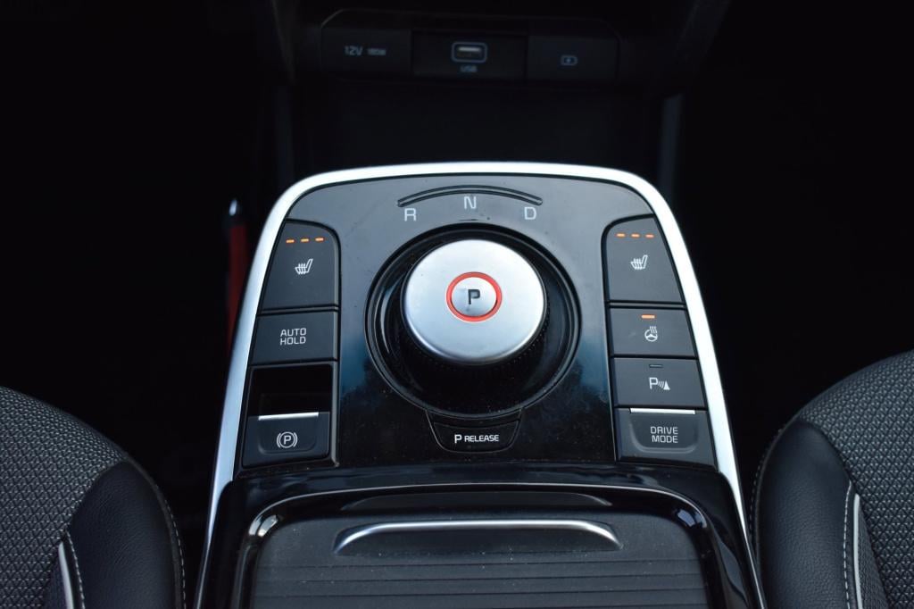 Kia E-niro dynamicplusline 64 kwh soh 100% | stoelverwarming | schuifdak | 