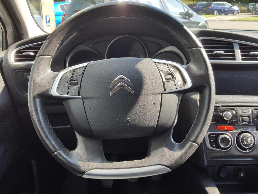 Citroen C4 1.2 e-thp 131pk exclusive navigatie | cruise & climate control |