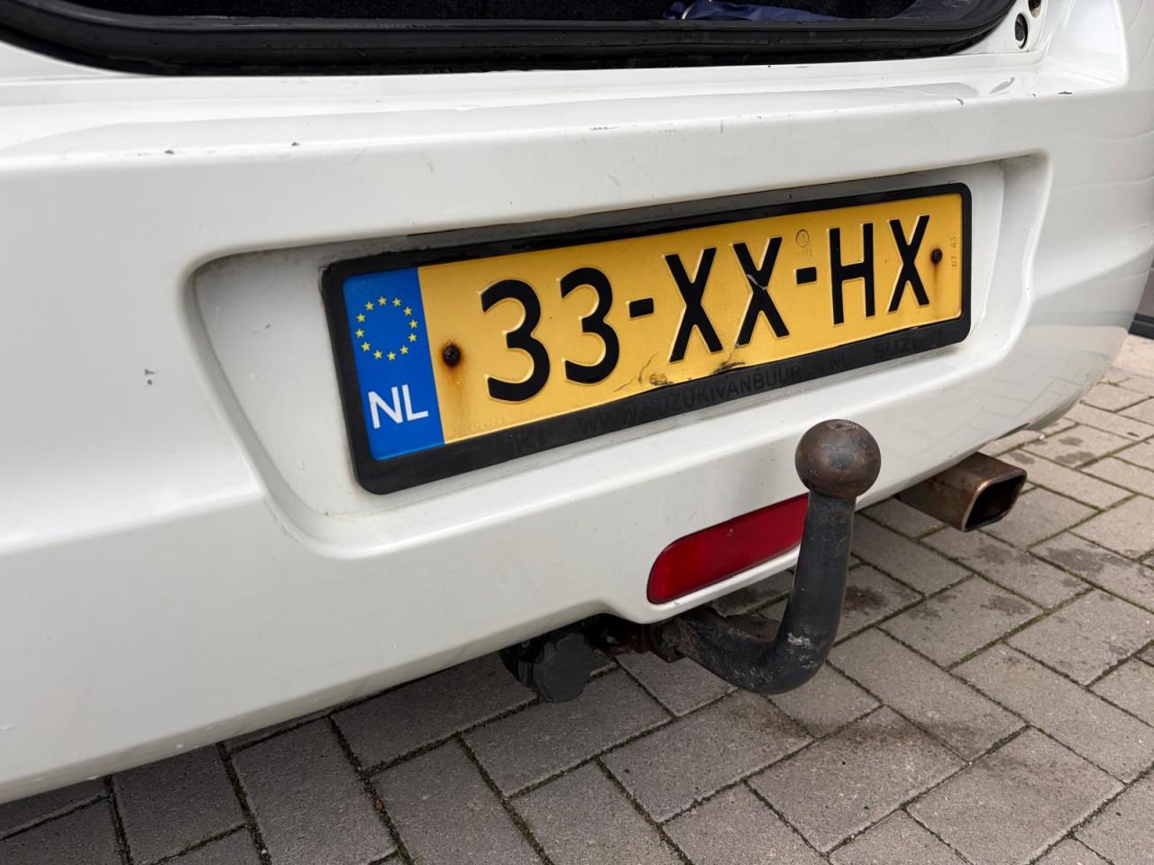 Suzuki Swift 1.3 Shogun