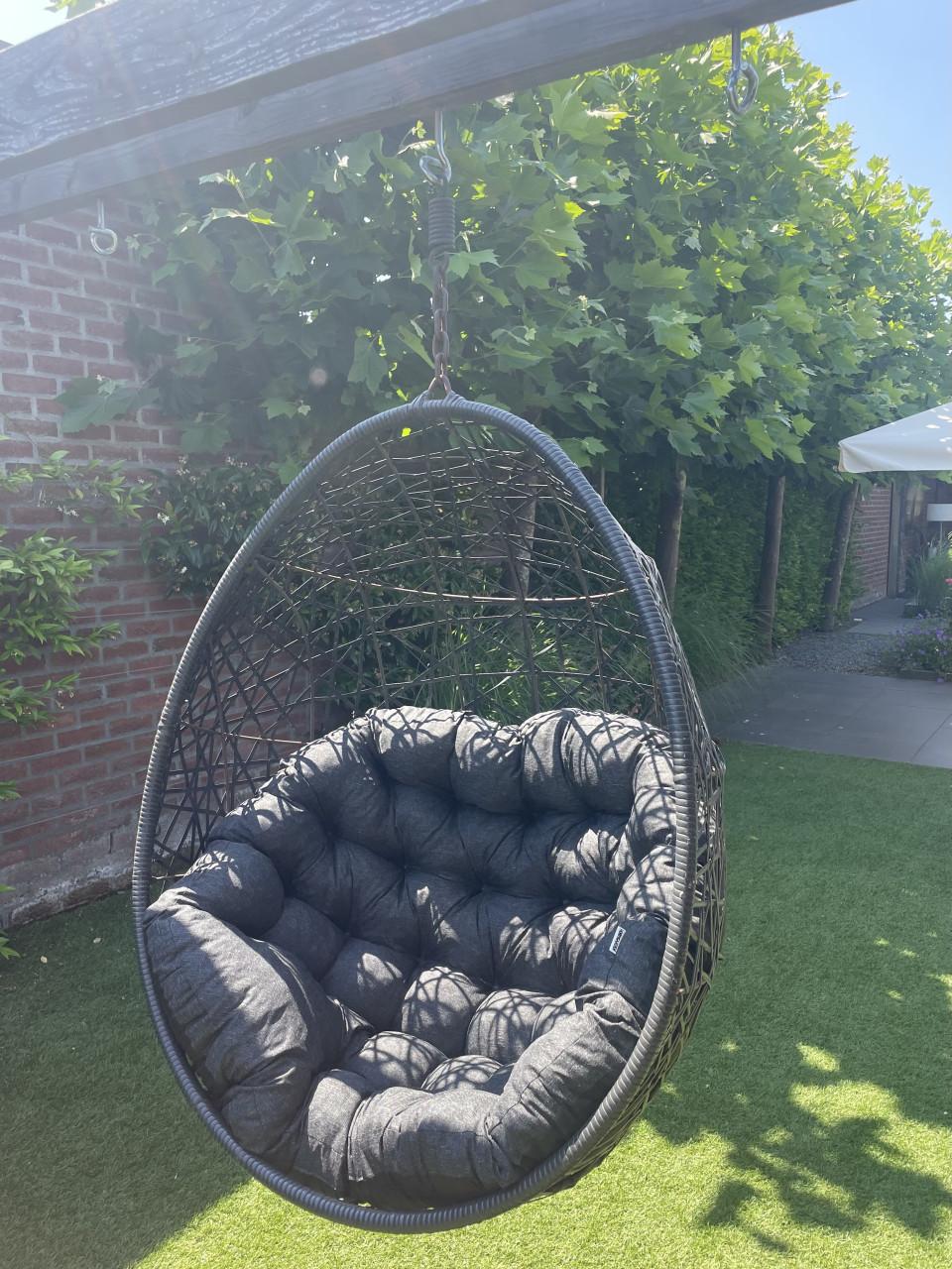 Hangstoel