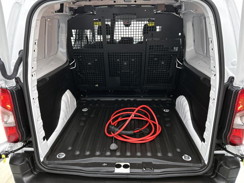 Citroen Ë-berlingo 136 pk flex crewcab l2 50 kwh dubbelcabine!! | 5 zits | 
