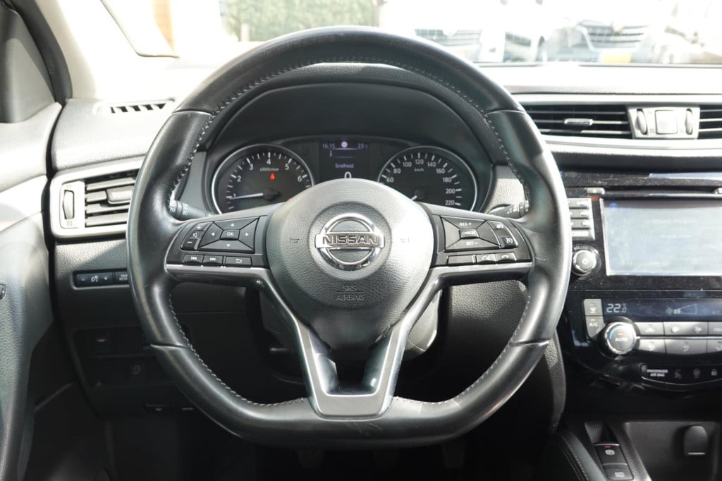 Nissan Qashqai 1.2 n-connecta