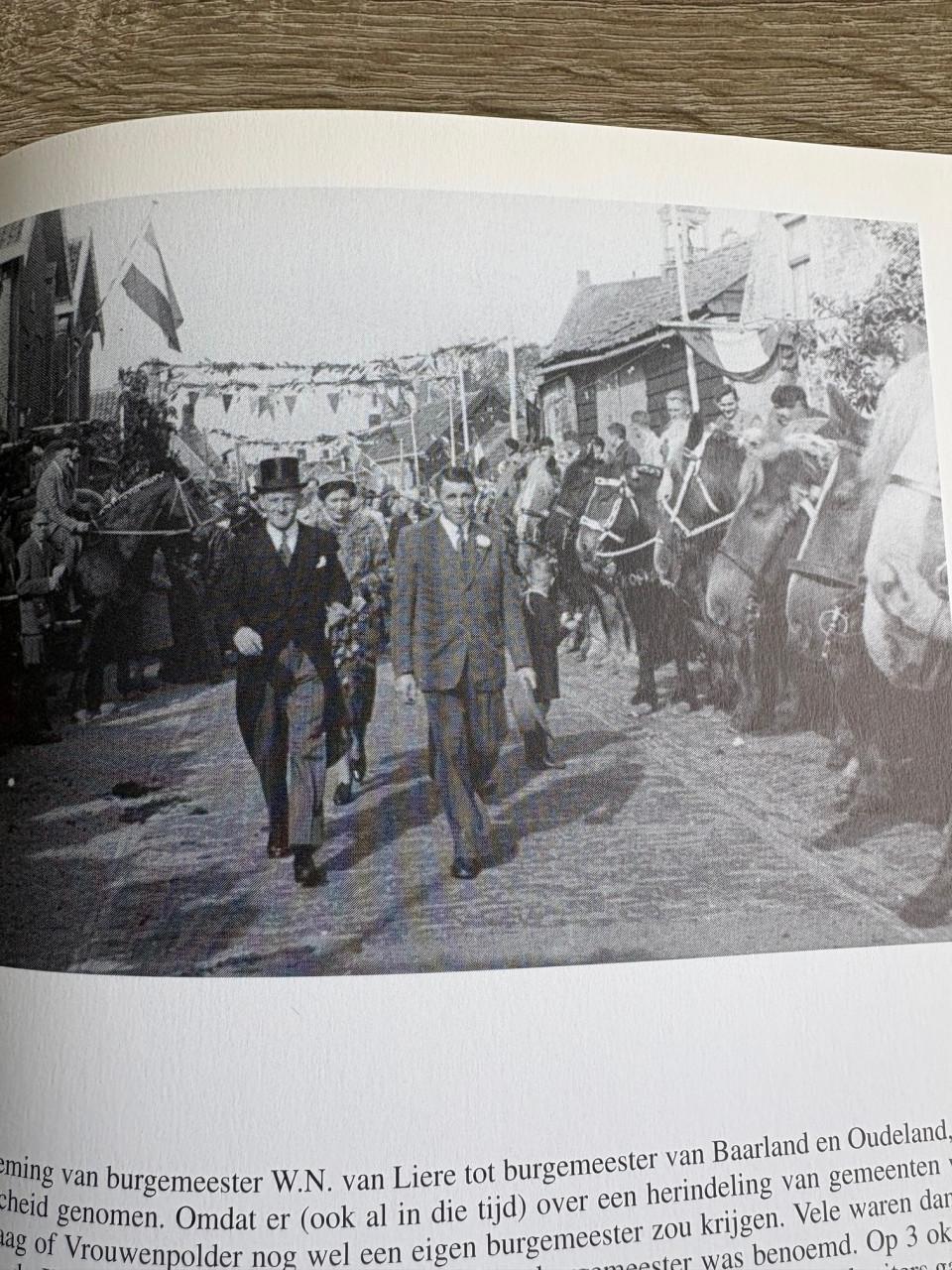 Vrouwenpolder in vroeger tijden , 84 pagina's tekst + foto's