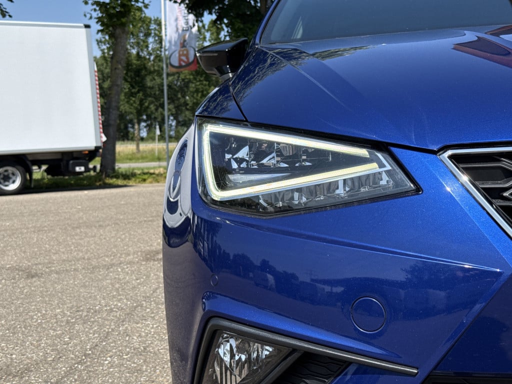 Seat Ibiza 1.0 tsi fr business intense plus | nl-auto | 1e eig | navi | car