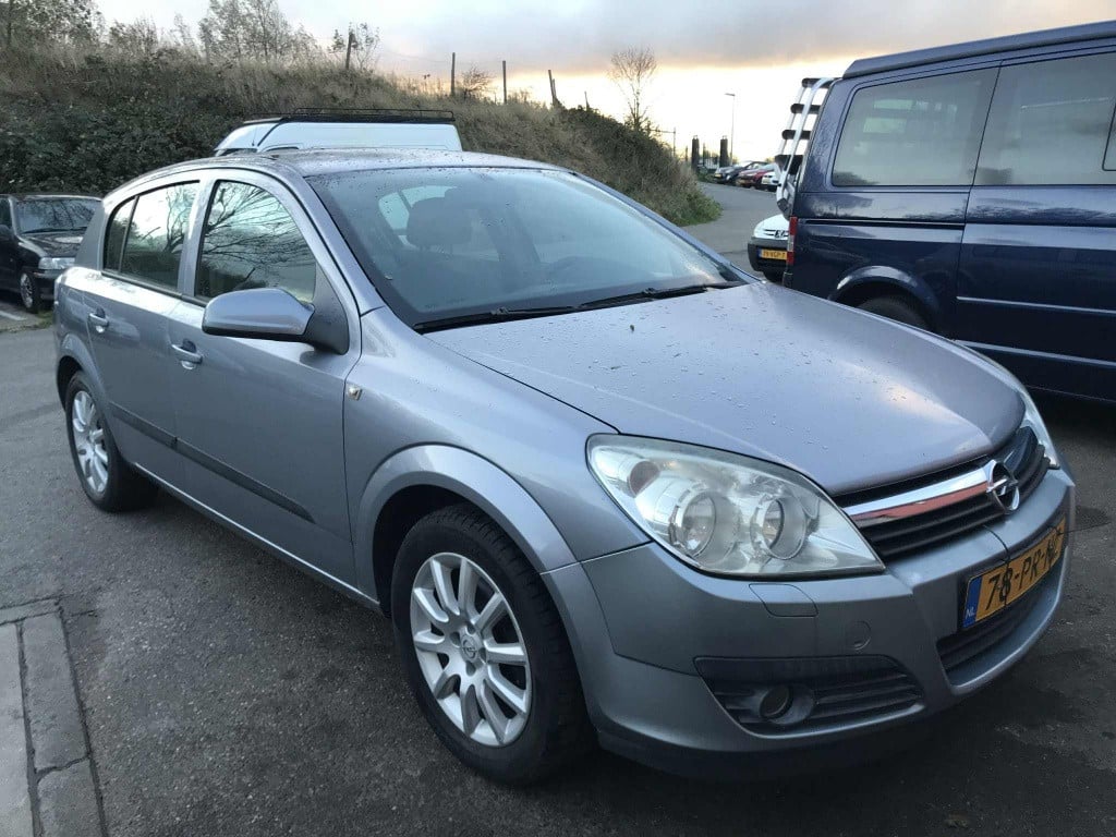 Opel Astra 1.4 enjoy