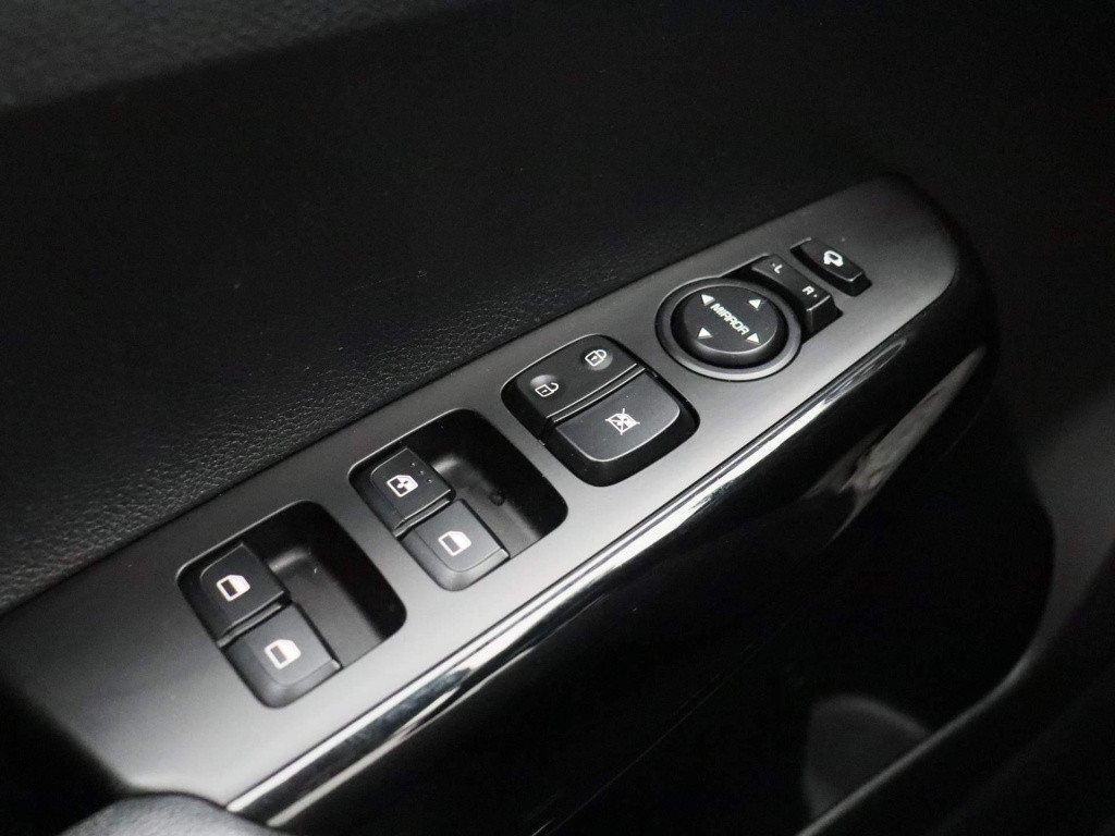 Kia Picanto 1.0 cvvt design edition | camera | lmv | apple carplay | naviga