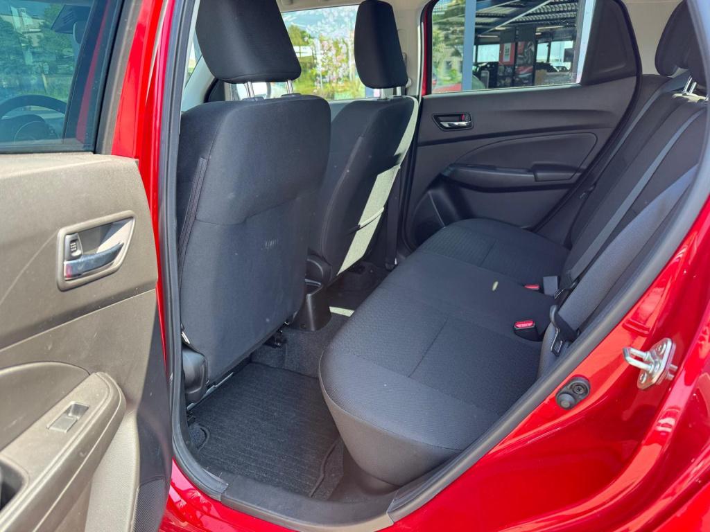 Suzuki Swift 1.2 style smart hybrid