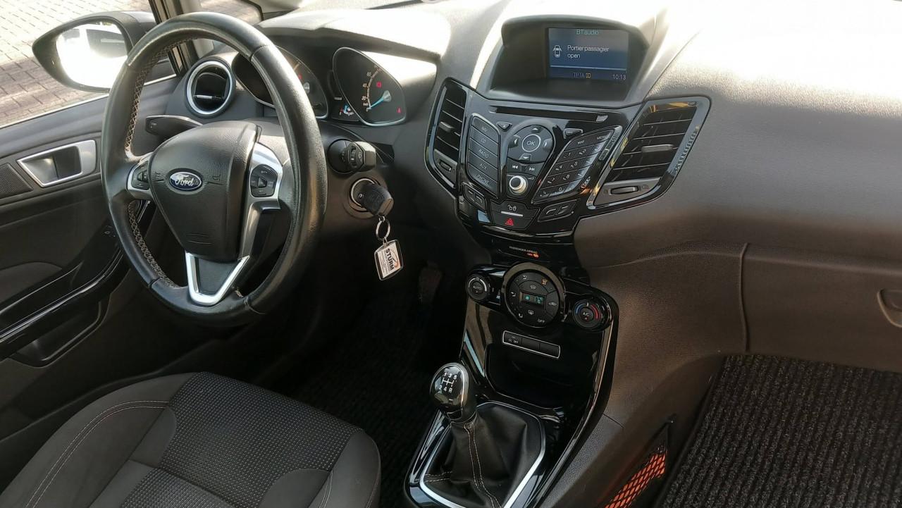 Ford FIESTA 1.0 EcoBoost Titanium 5 deurs bj:2015 airco lm-velgen i.z.g.st