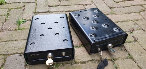 2 kluisjes
