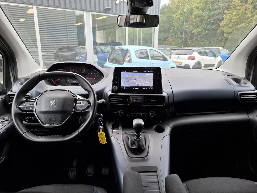 Peugeot Rifter mpv 110 allure navi/cam