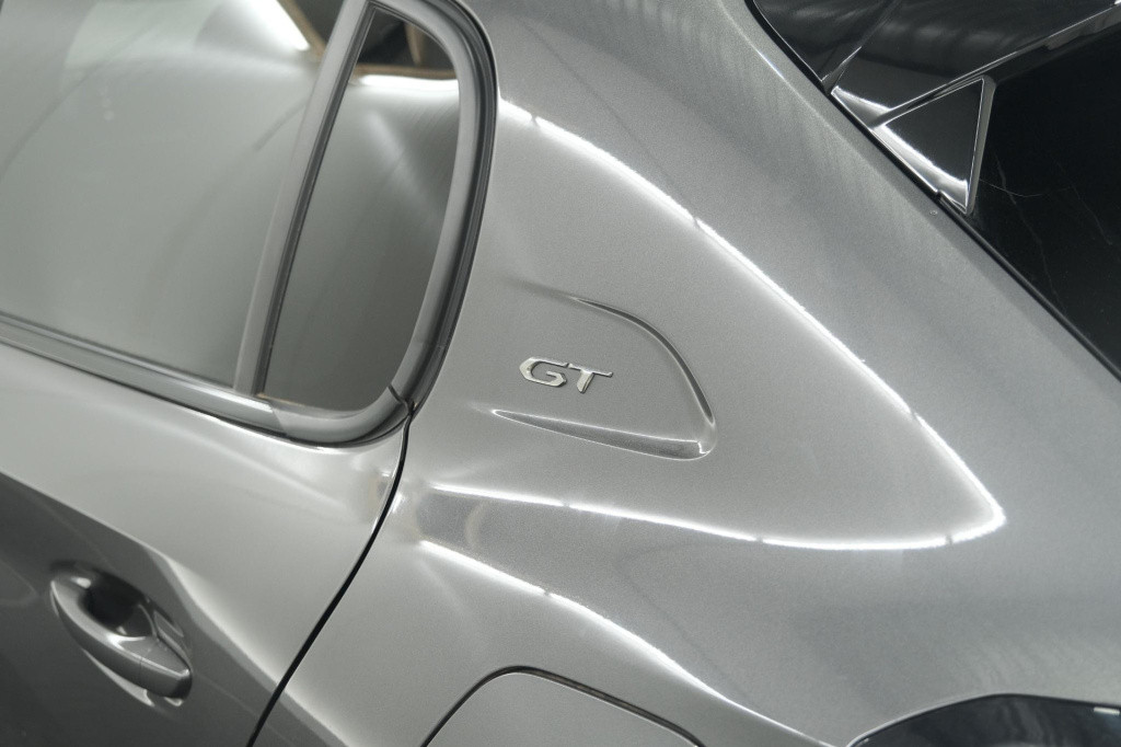Peugeot 208 puretech 100 gt | camera | adaptieve cruise control | navigatie