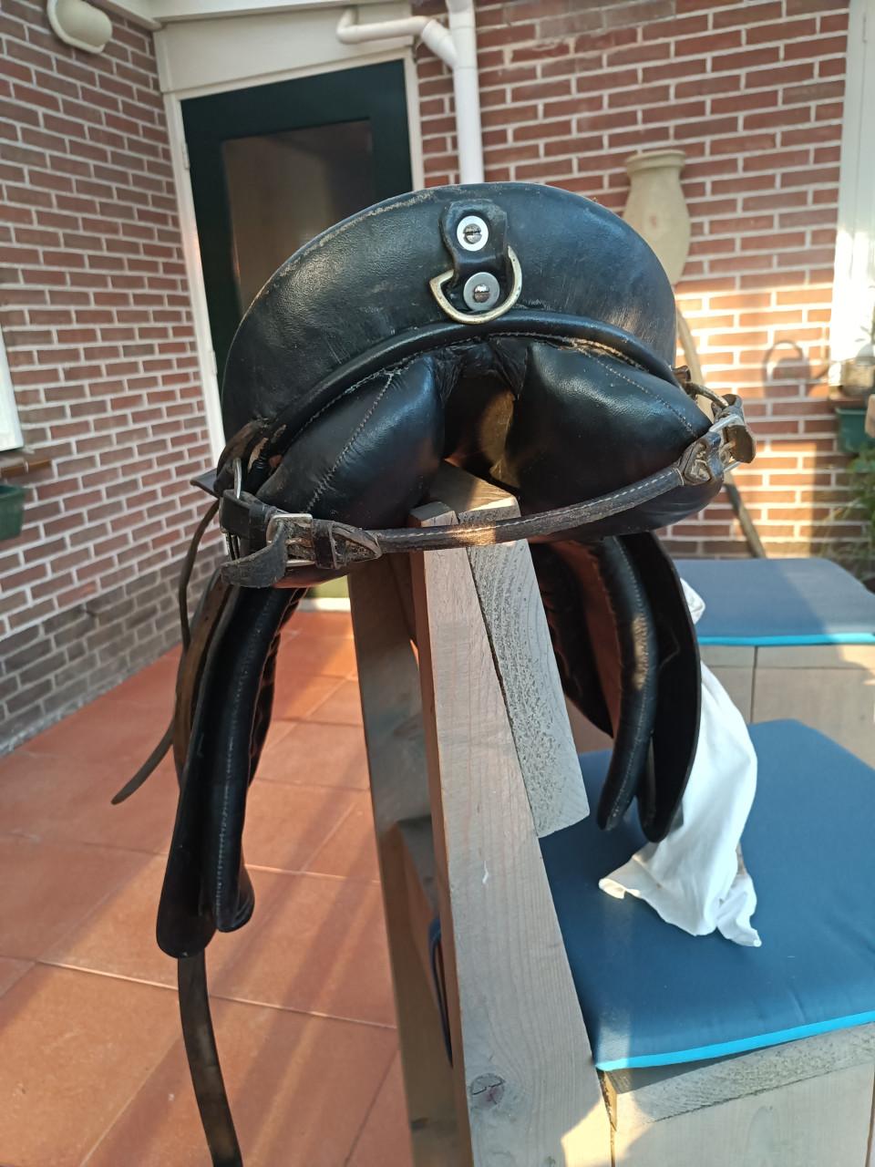 Veelzijdigheid zadel shetlander (leer) 15 inch