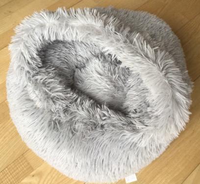 Tiaki donutkussen voor kleine huisdieren